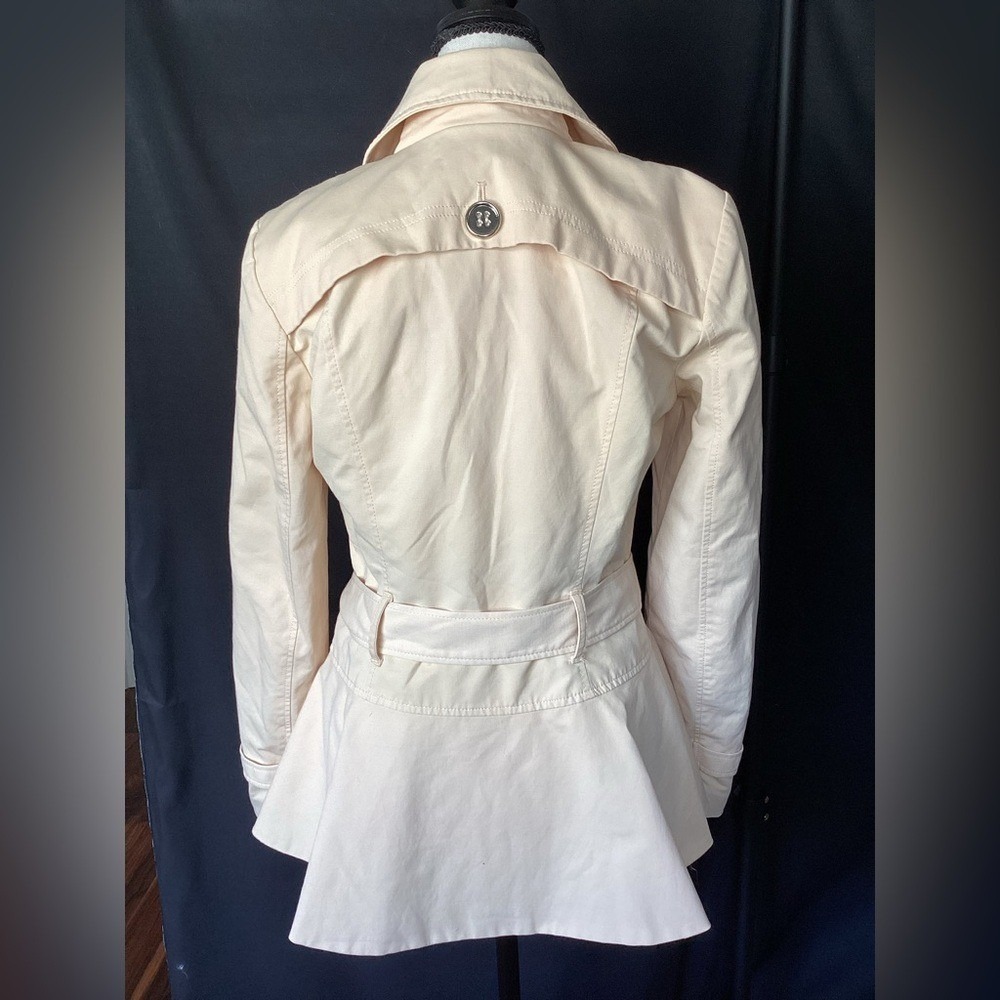 Bebe Cream‎ Trench Coat with Belted Waist and Notched Lapel Size M - Picture 3 of 7